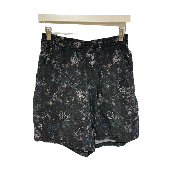 lululemon athletica Pants - Lululemon Printed Running Shorts Black Medium